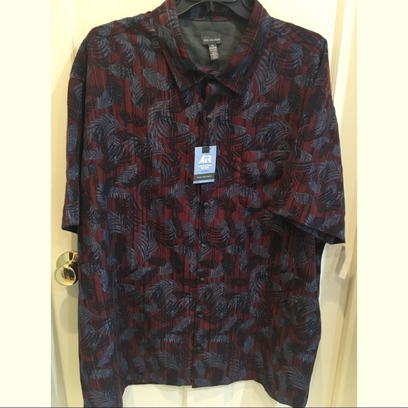 Van Heusen Other - 🎉HPx3🎉 NWT Van Heusen Button Down Top 4XL